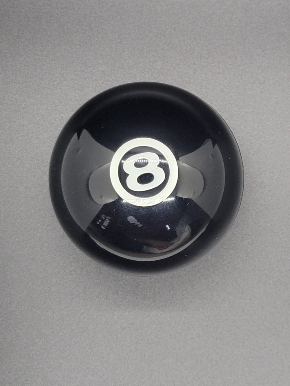 Avon Vintage Spicy Aftershave Magic 8 Ball